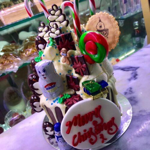 Snowy Christmas Cake
