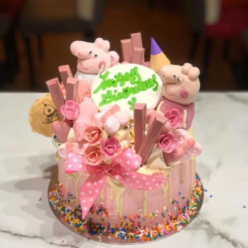Peppa Pig Vanilla Sponge Cake