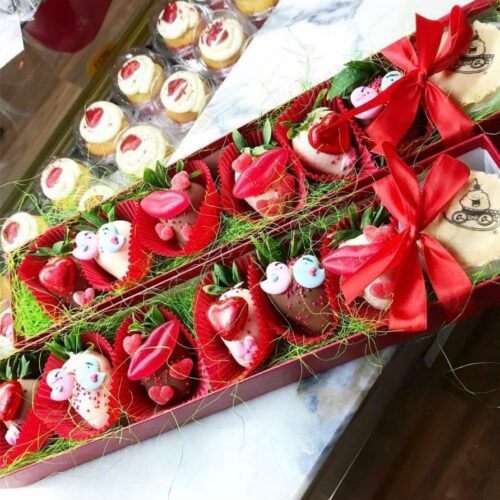 Valentines Dipped Stawberries