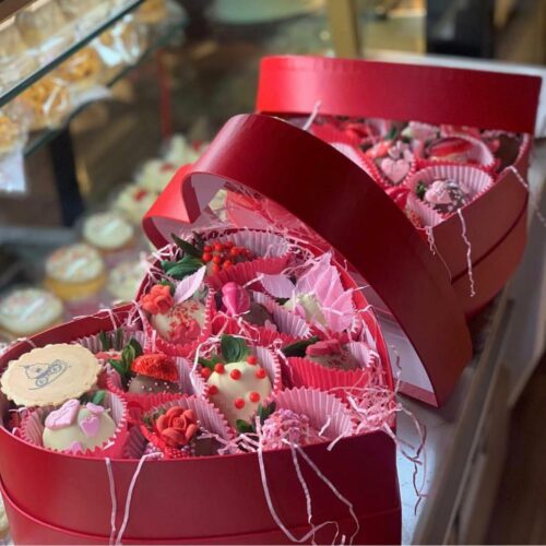 Love Heart Box Of Dipped Strawberries