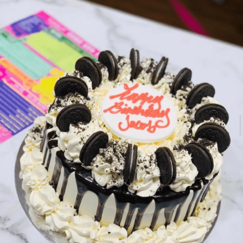 Vegan Chocolate Fudge Oreo Cake