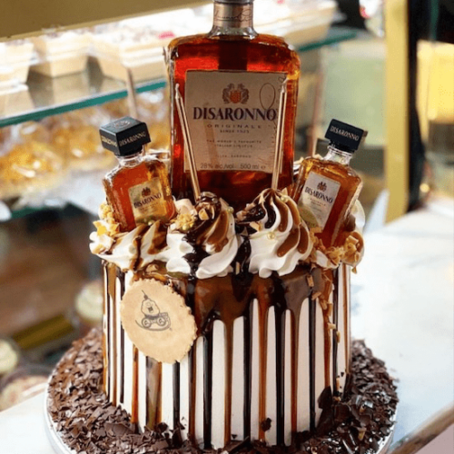 Disaronno on Ice Cake